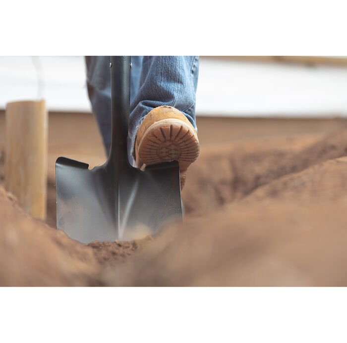 Round Point Shovel with Wood Handle and Steel D-Grip image number 5