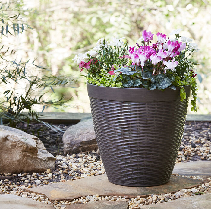 15" Jamaica Wicker Resin Planter image number 1