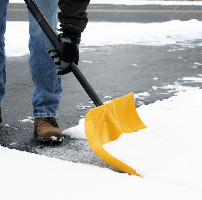 Folding Snow Shovel image number 3