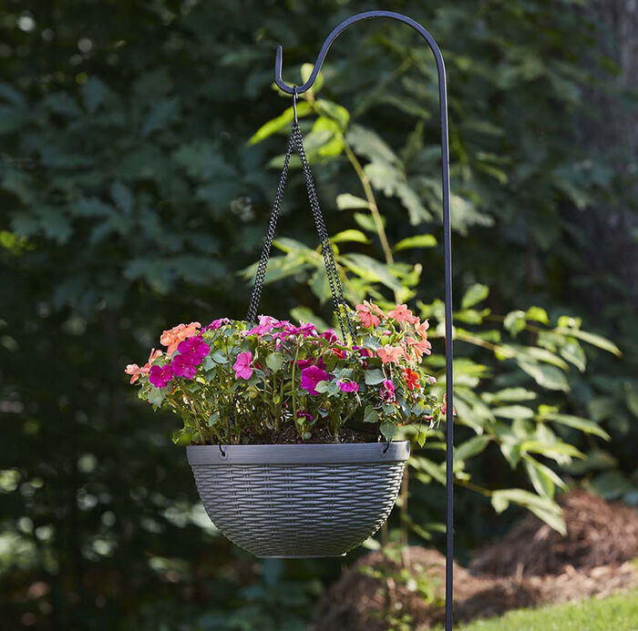 15" Jamaica Wicker Resin Hanging Basket image number 1