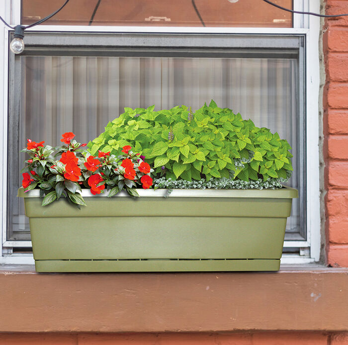 18" Rolled Rim Window Box w/ AttachedTray image number 1