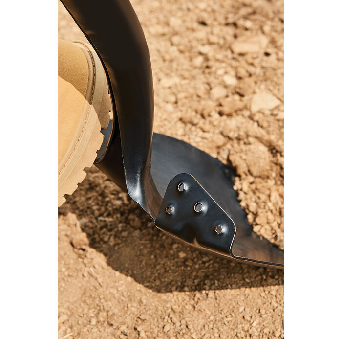 PowerEdge Digging Shovel with Fiberglass Handle image number 4