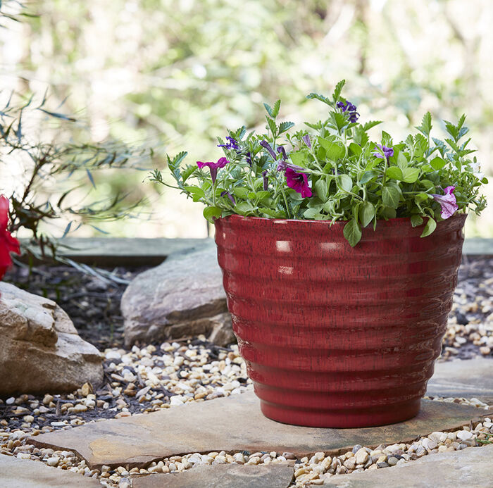 14" Beehive Planter image number 2