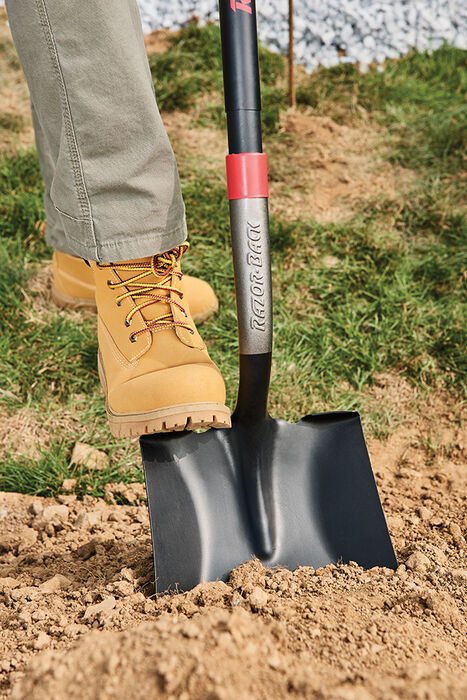 PowerEdge Transfer Shovel with Fiberglass Handle image number 4