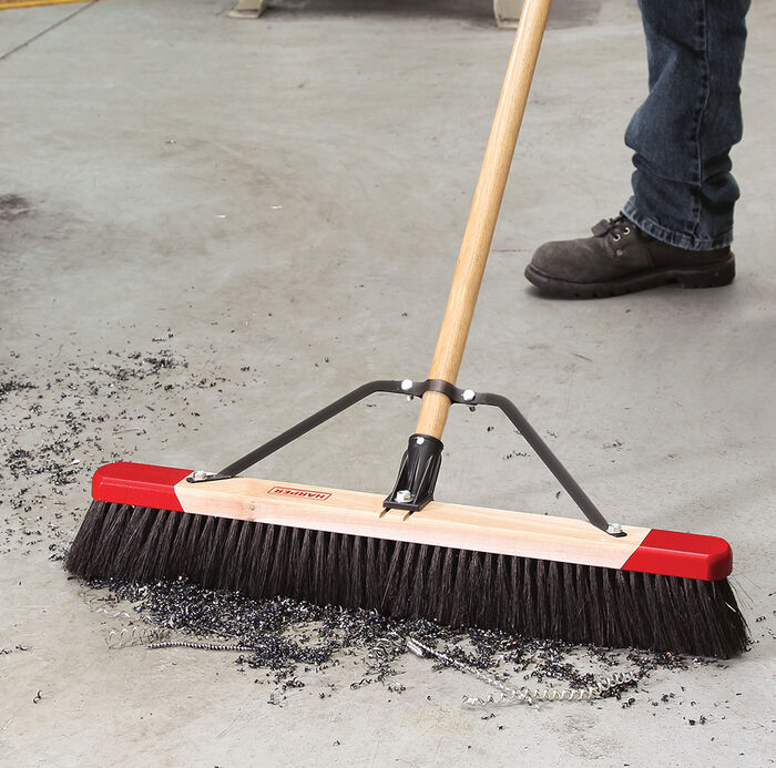 24 IN Premium Tampico Push Broom image number 2