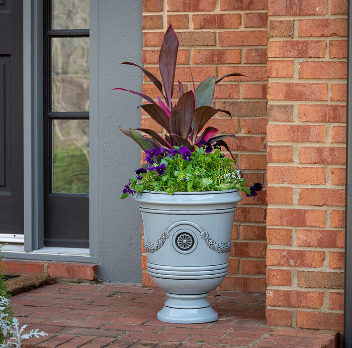 18"H Porter Urn image number 2