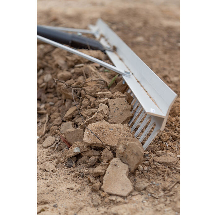 30 Inch Aluminum Landscape Rake, with Aluminum Handle and End Grip image number 3
