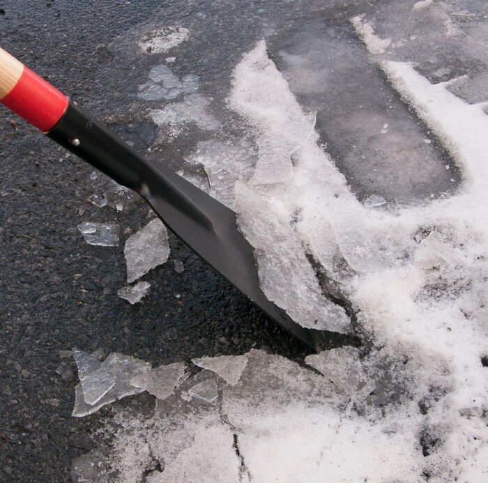 7 Inch Forged Ice Scraper/Chopper, with Wood Handle and D-Grip image number 1