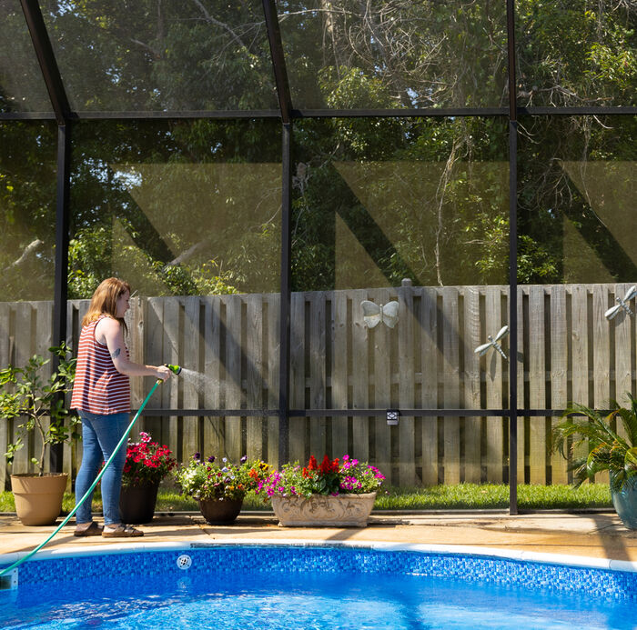 2-Piece Garden Hose Sprayer Set with Jet Nozzle and 7-Pattern Nozzle image number 1