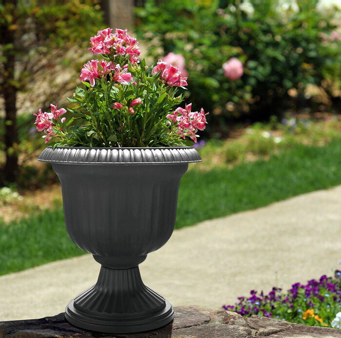 14" Utopian Urn image number 1