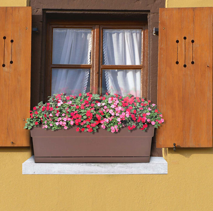 24" Rolled Rim Window Box w/ Attached Tray image number 1