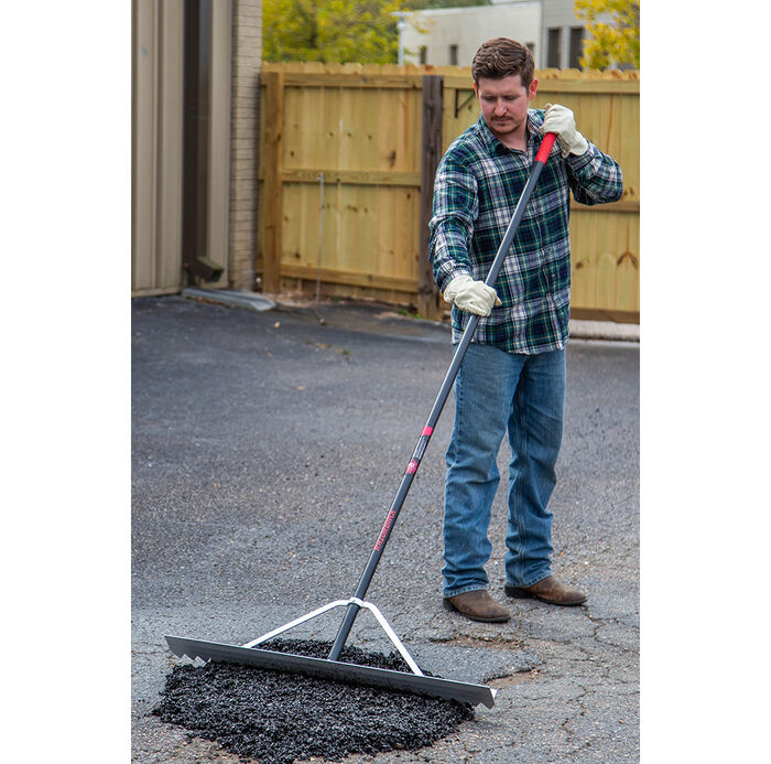 36 Inch Aluminum Asphalt Lute Rake, with Aluminum Handle, and End Grip image number 1