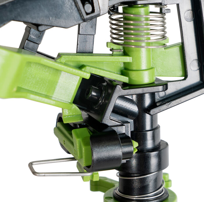Spike Style Lawn Sprinkler image number 1