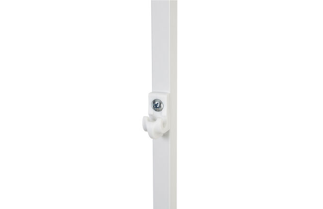 Pole de soutien a l'etagere