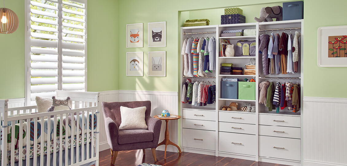 SpaceCreations Premier Bright White: Nursery closet